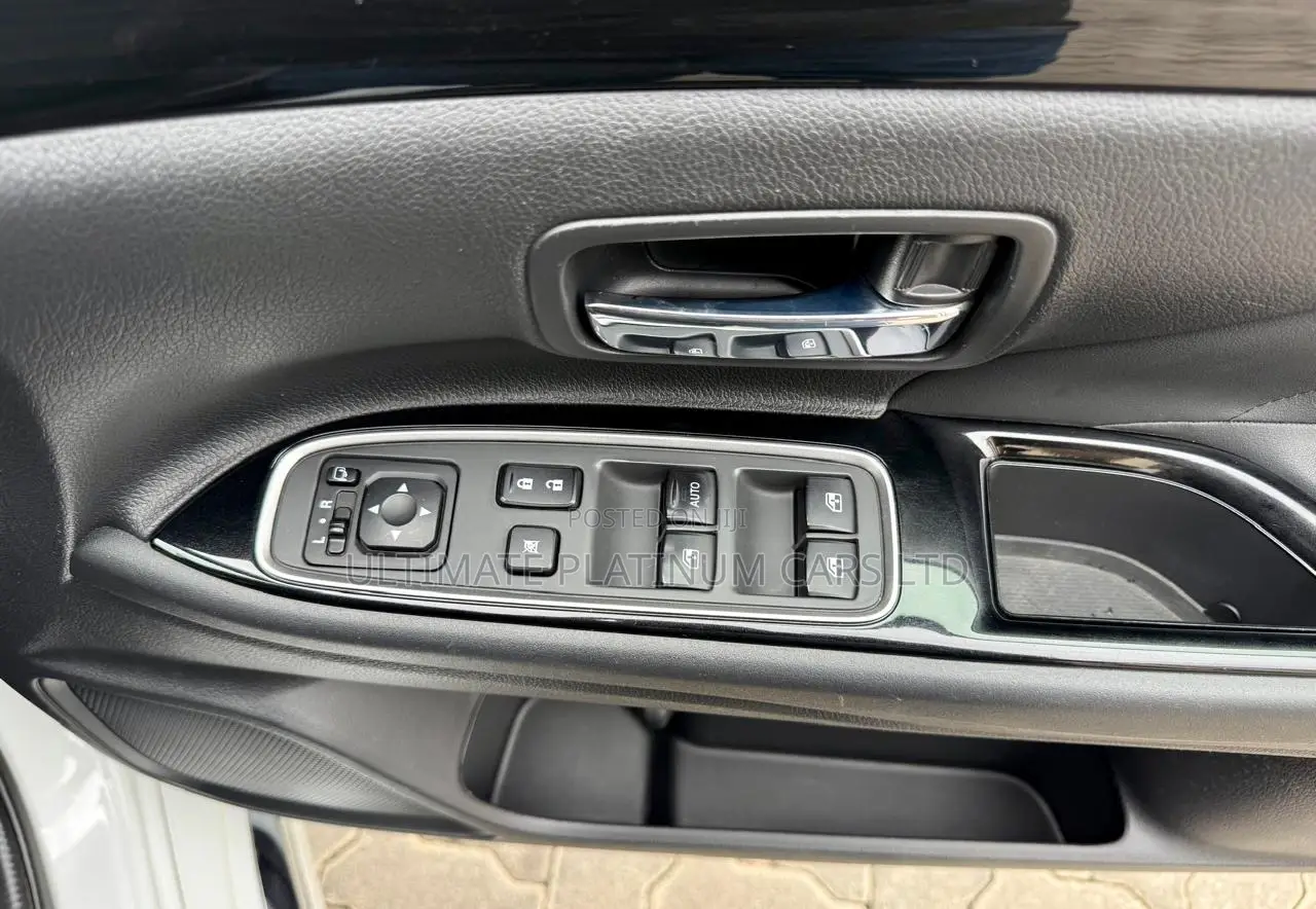 Mitsubishi Outlander 2.0 PHEV AWD 2018 White