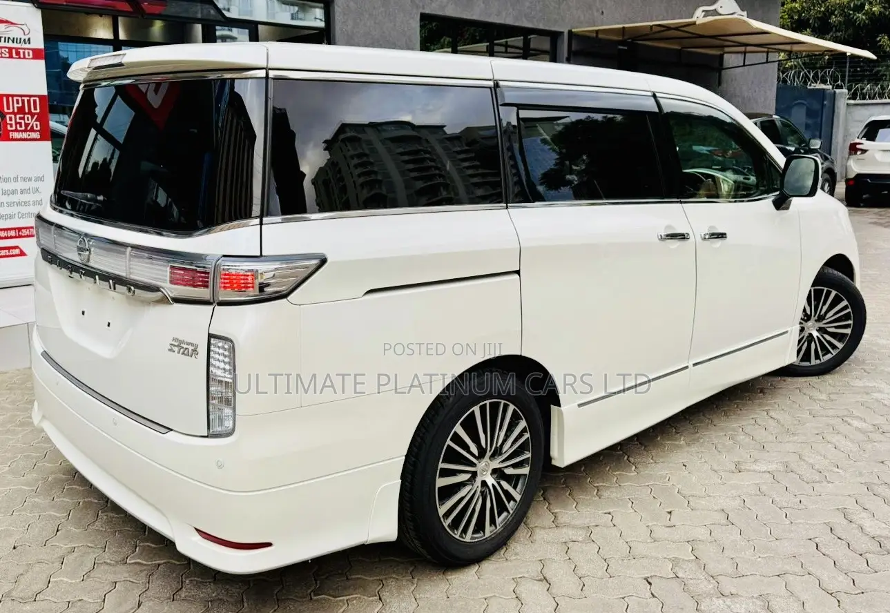 Nissan Elgrand 2018 White
