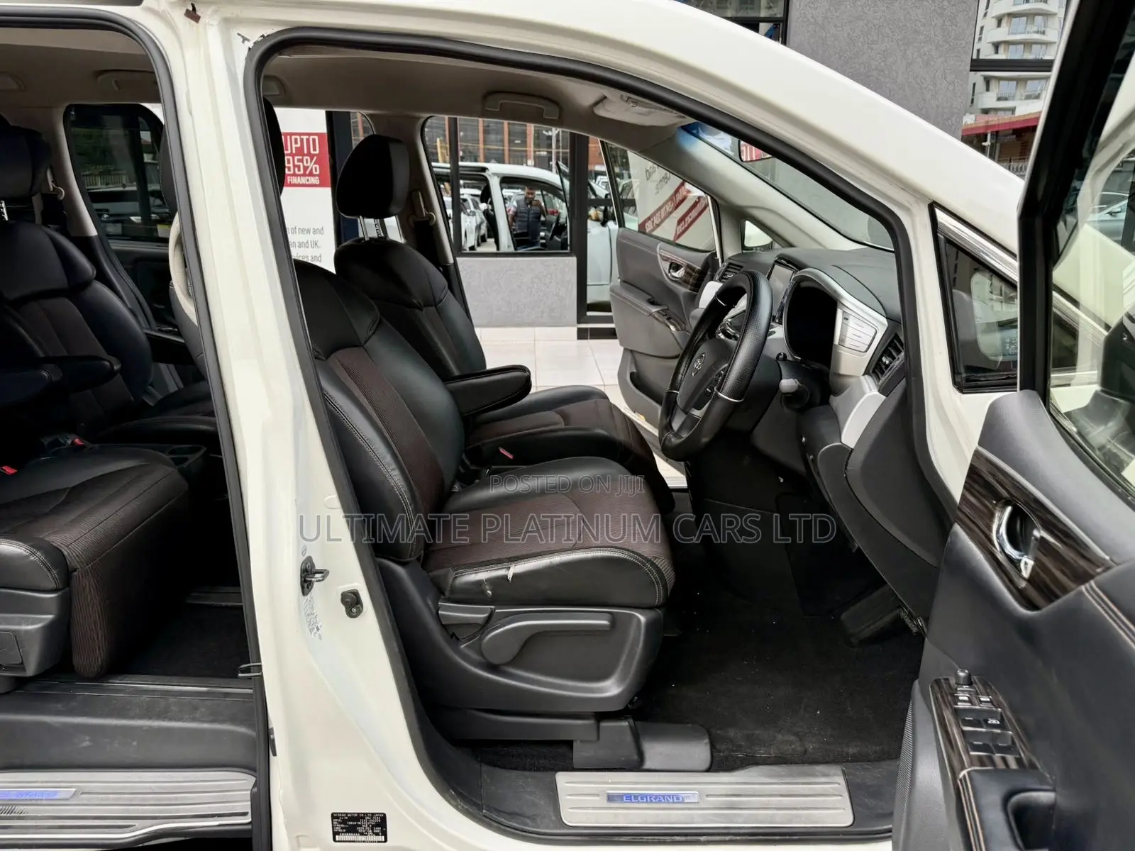 Nissan Elgrand 2018 White