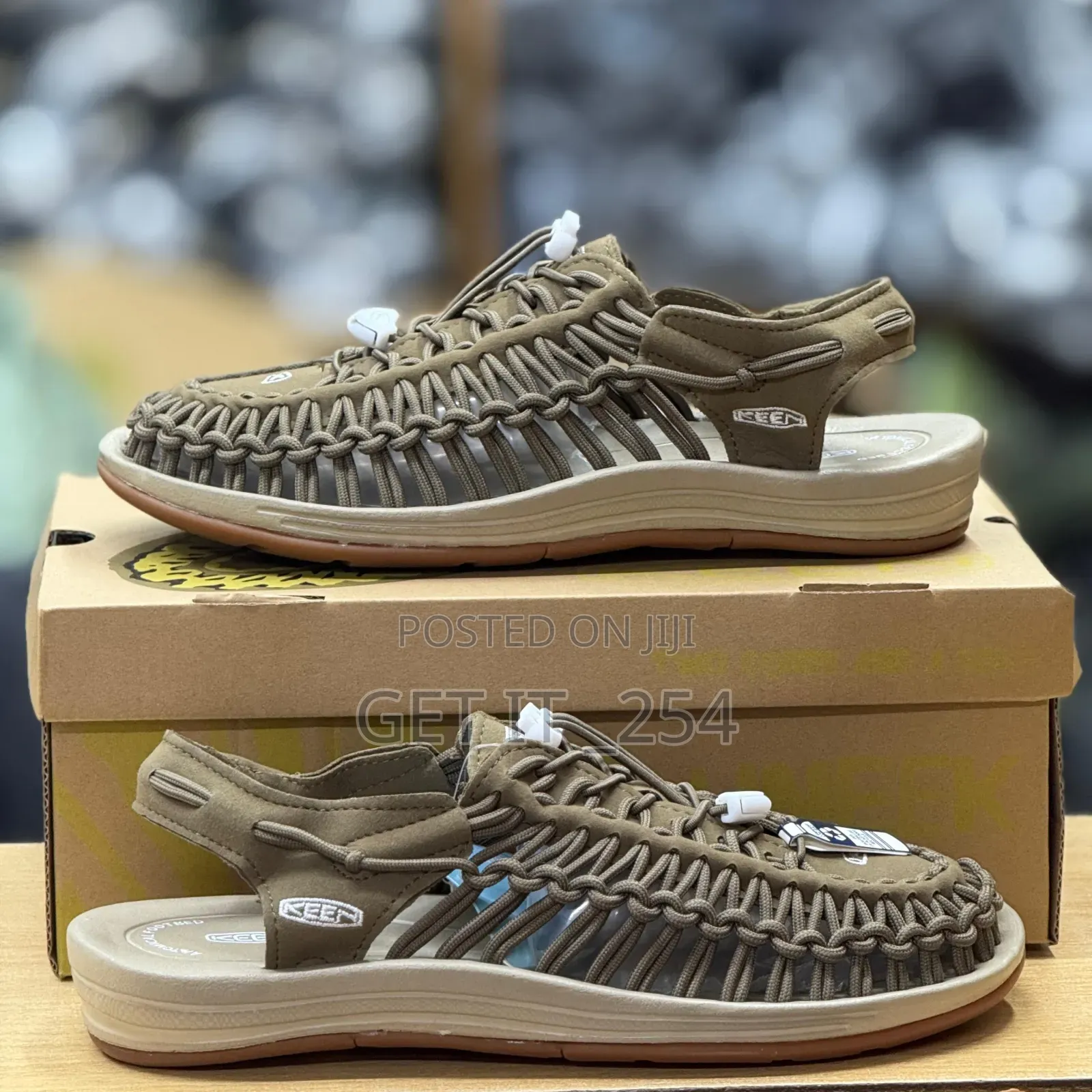 Keen
38-45 
Shoes