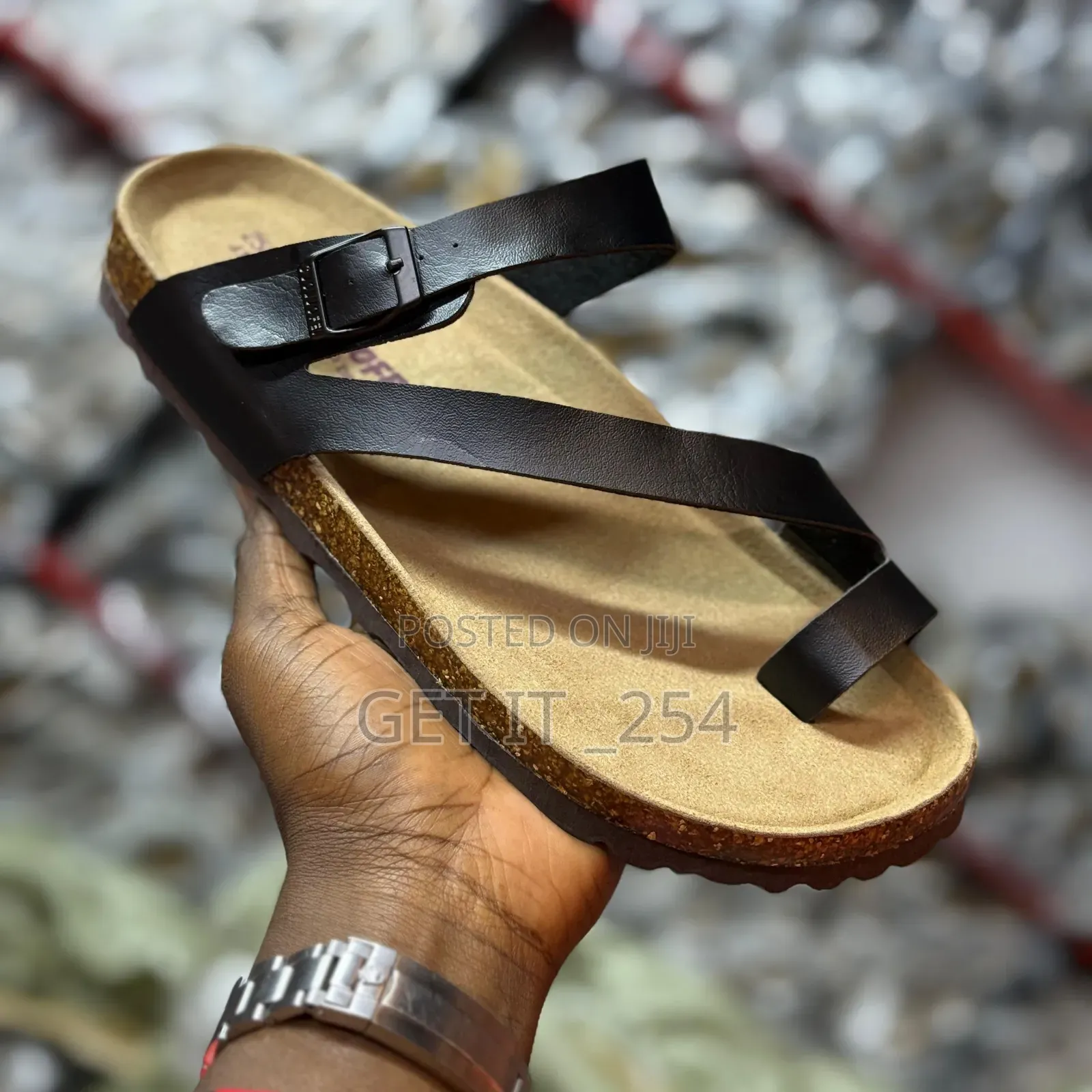 Sandals 
38-45