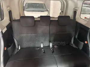 Toyota Roomy 1.0 FWD 2019 Blue