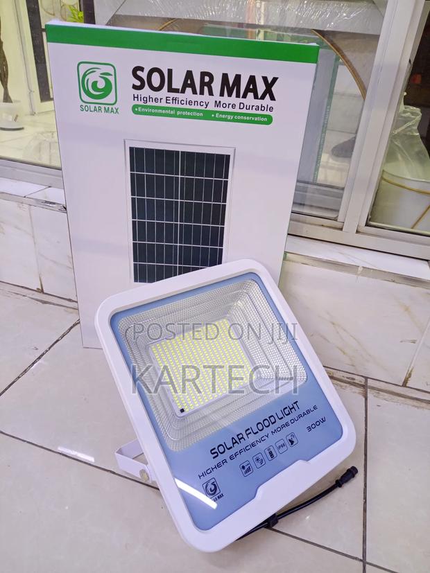 Solar Max 300w Outdoor Led Flood Light – Automatic Dusk to Dawn