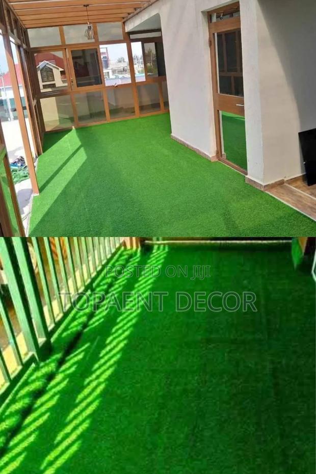 Balcony and School Premises Green Artificial Grass Carpet - main view