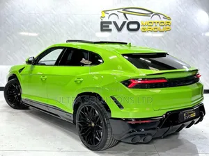 Lamborghini Aventador 2023 Green