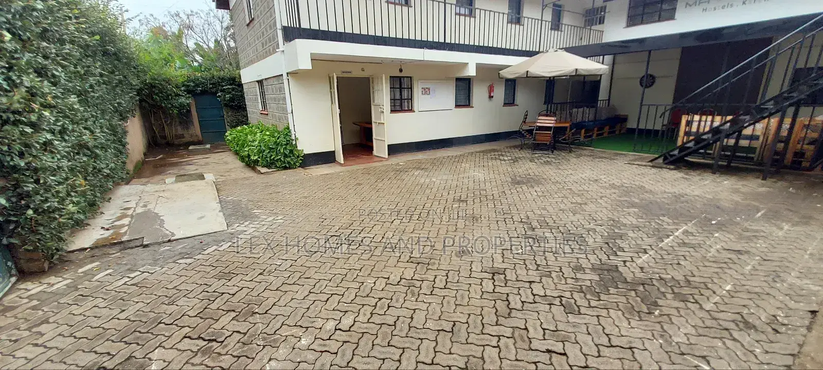 Hostel Available For Rent