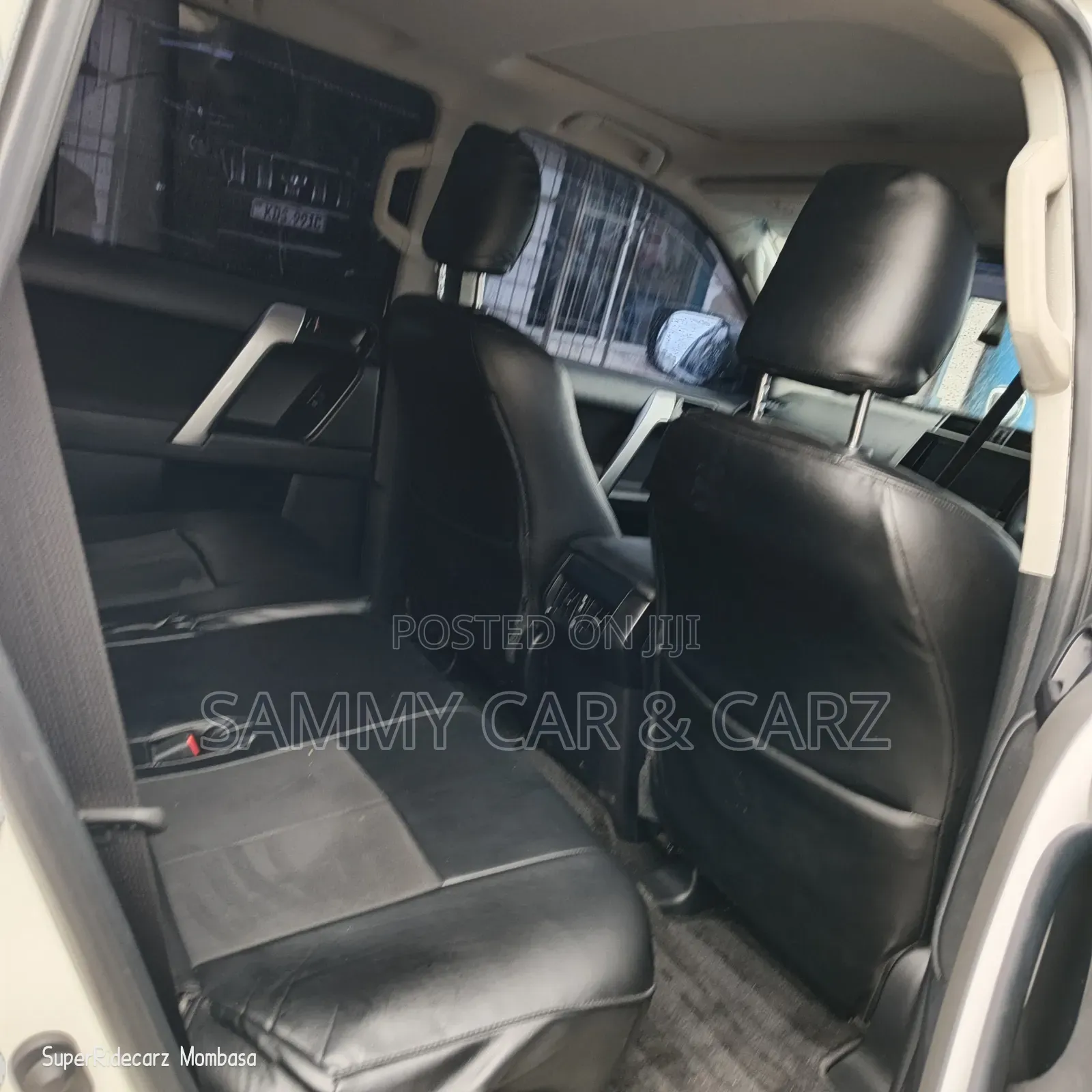Toyota Land Cruiser Prado 2.8 2018 White