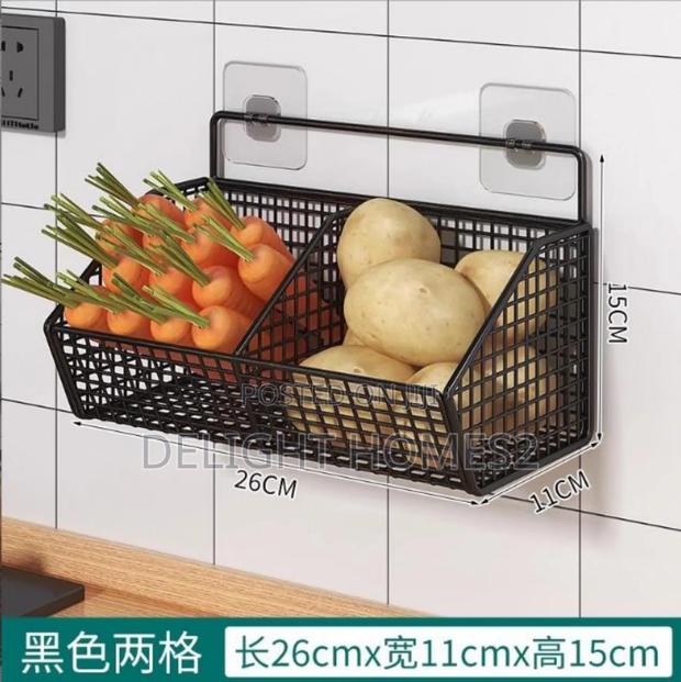 Wall Mounted Kitchen Storage Basket_st