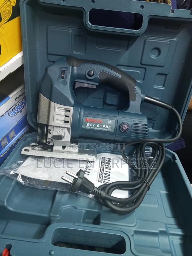 Bosch Electric Jigsaw Machine 700watts