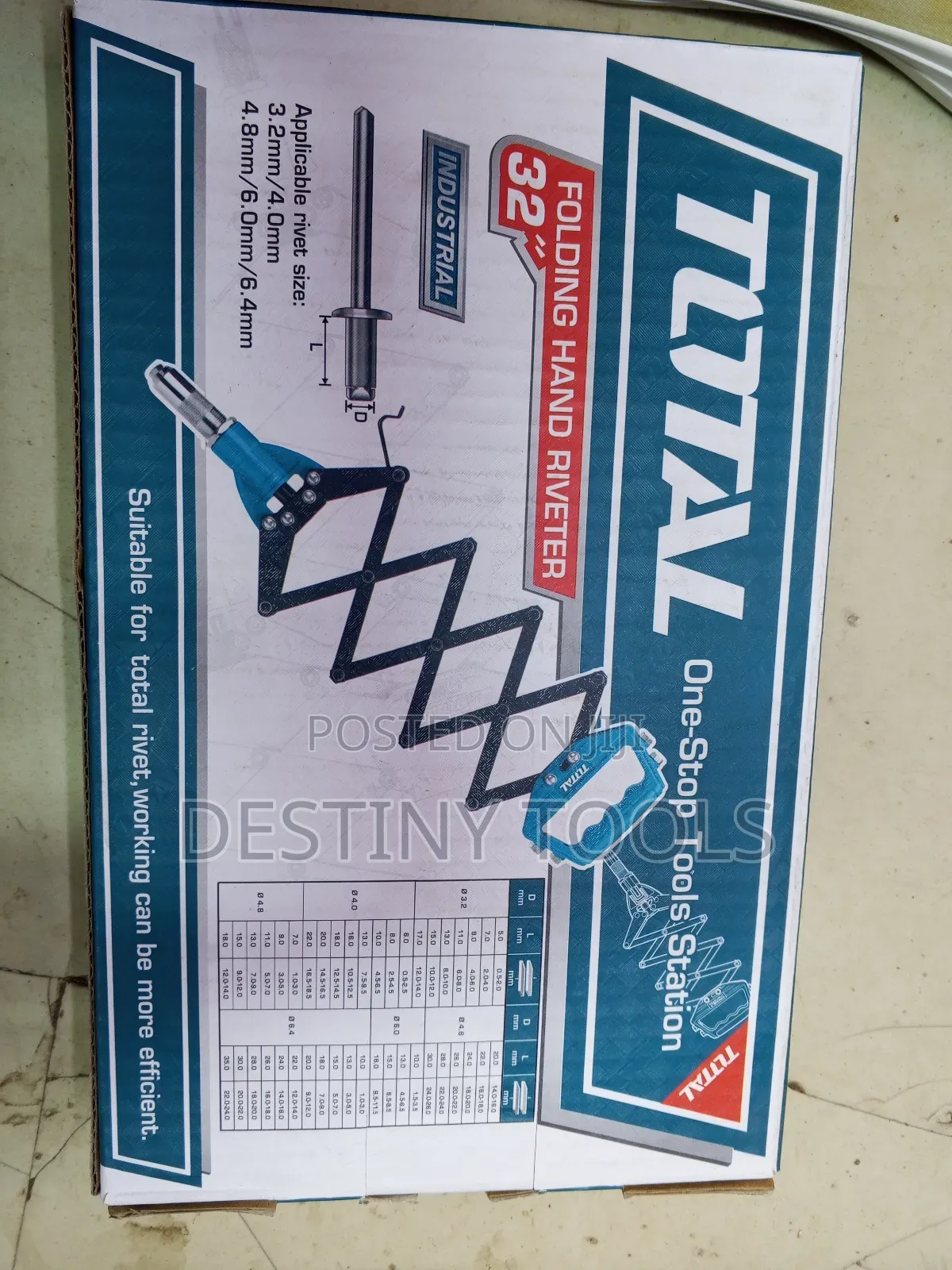 Total Folding Hand Riveter 32"