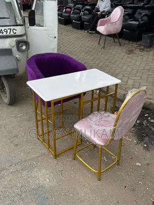 2manicure Chairs And Table