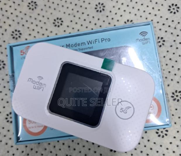 New Mifi Router Hotspot Lte 4g 5g 300 MBPS Battery 3000 Mah Mf68-E W
