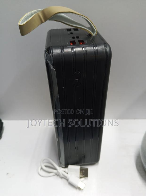 Smart Power Bank Charger - thumbnail 4