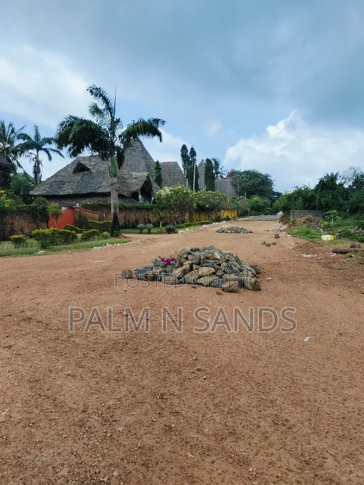 Two Prime Quarter Acre Plots Available in Galu!
