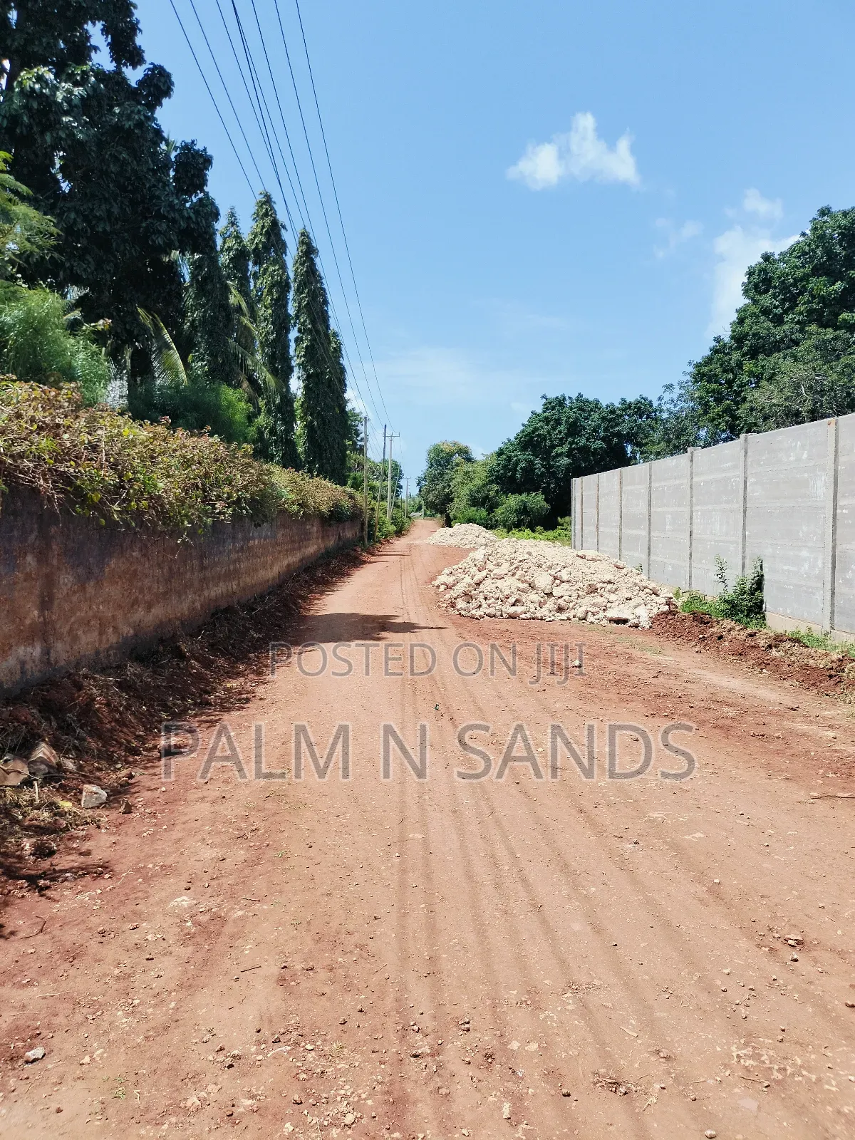 Two Prime Quarter Acre Plots Available in Galu!