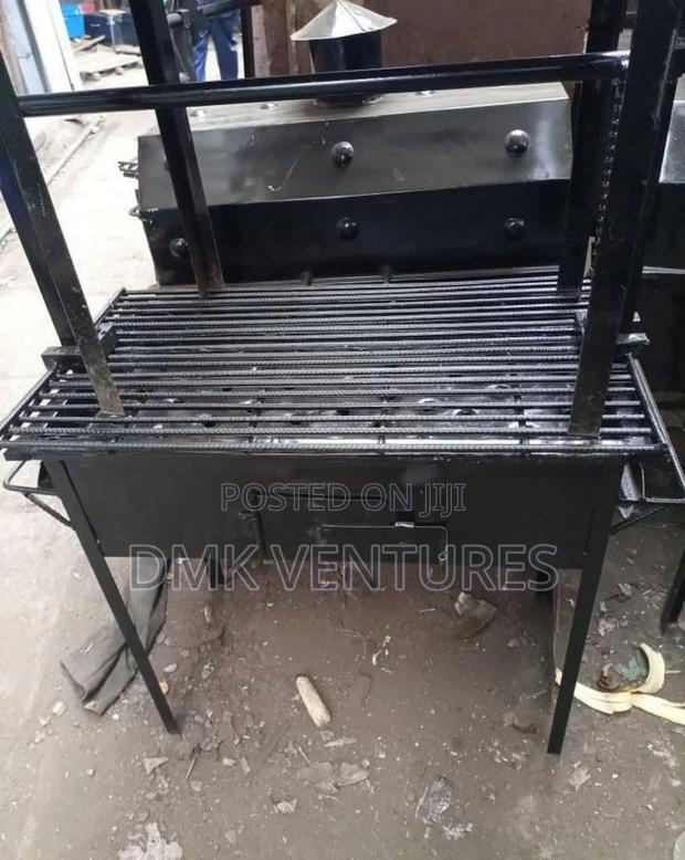 Broad Heavy Duty Choma Grill - main view