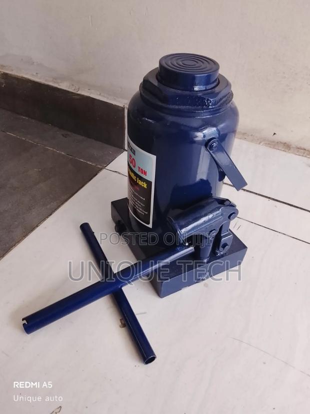 50 Ton Hydraulic Bottle Jack Robust Heavy Duty Lifting Too