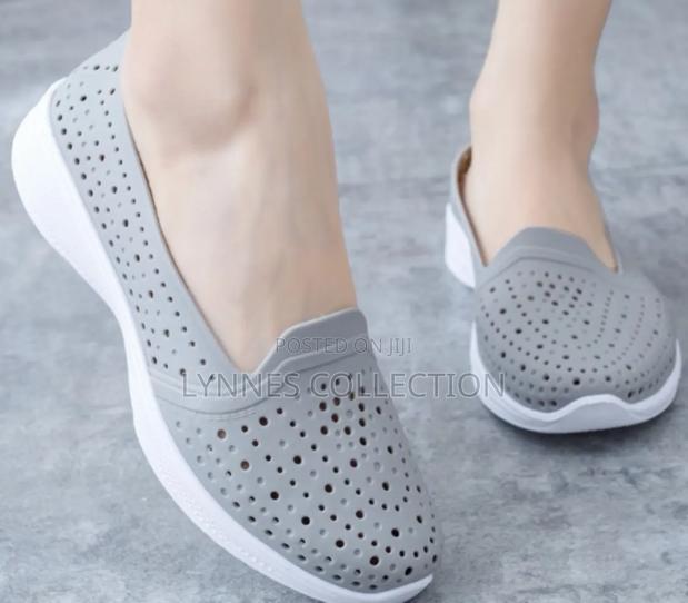 Ladies Closed Jelly Shoes, Jelly Shoe Sizes 36-41