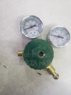 High-purity Oxygen Regulator - Excellent Condition - main view