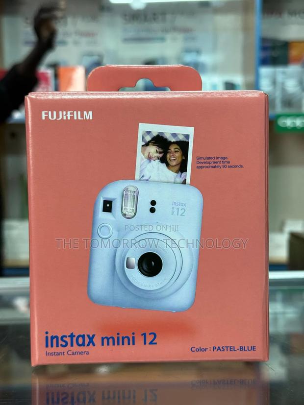 Fujifilm Instax Mini 12 Instant Camera - thumbnail 2