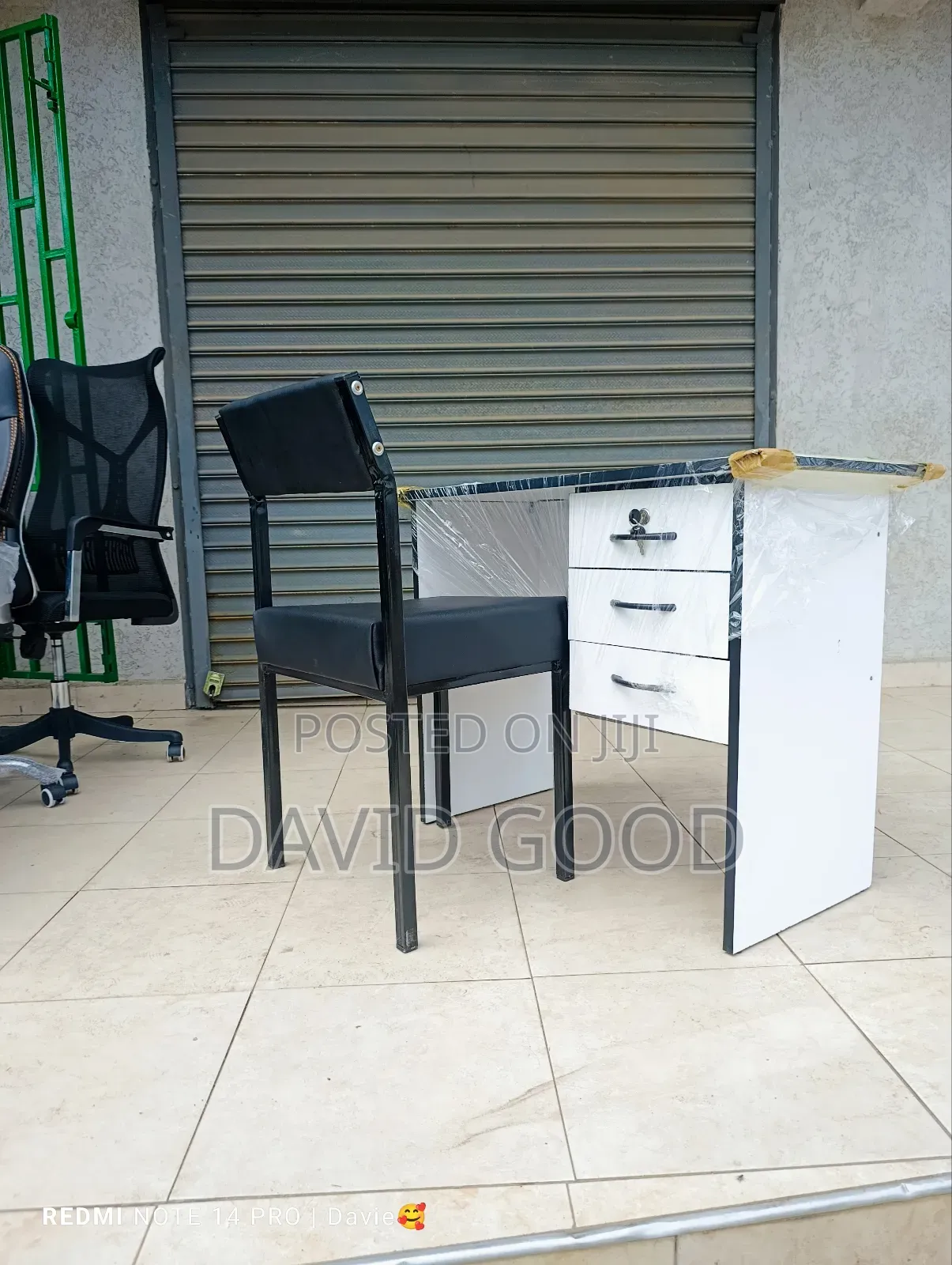 Study Table and Caterina Chair