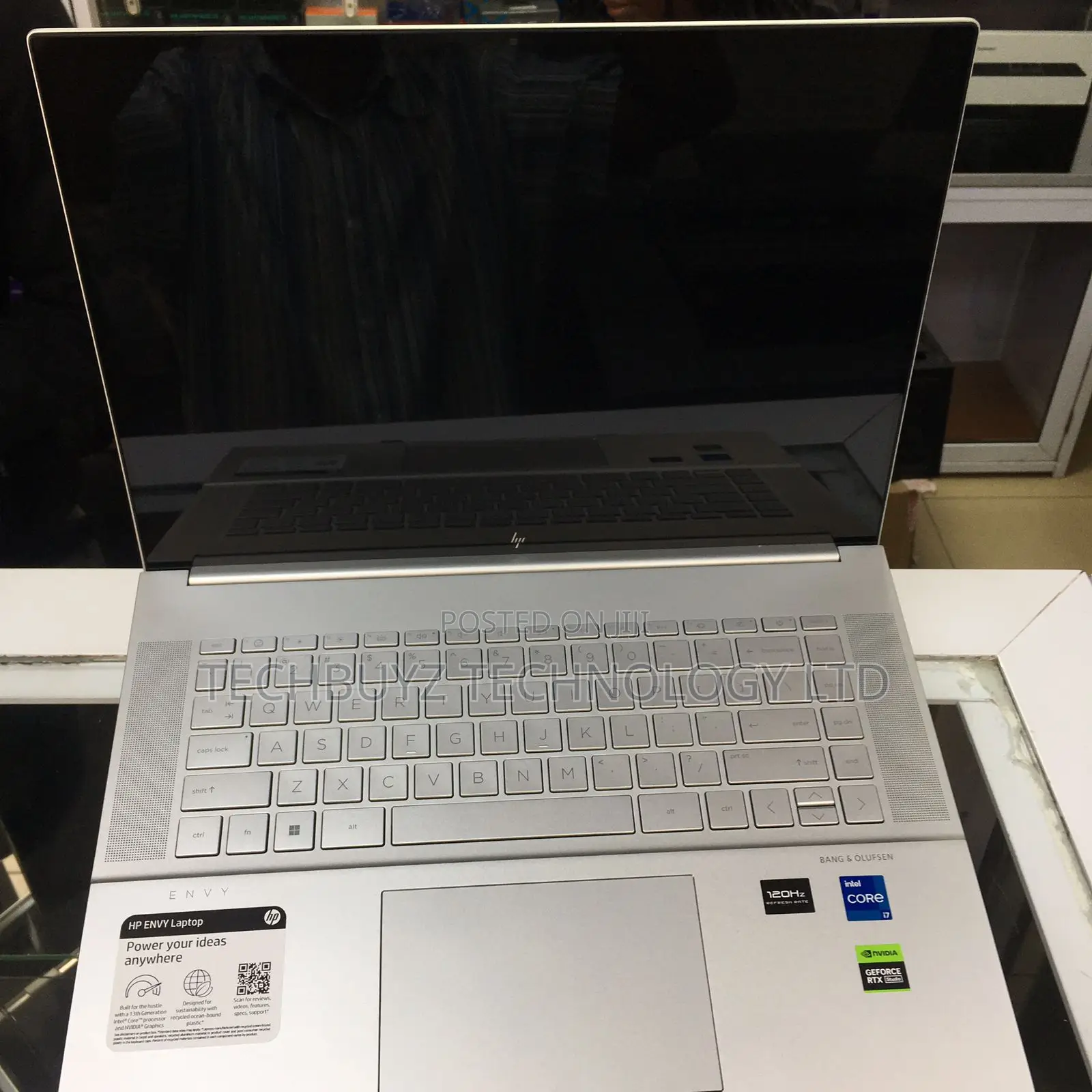 New Laptop HP Envy 16 Gaming 16-H1023dx 16GB Intel Core I7 SSD 1T