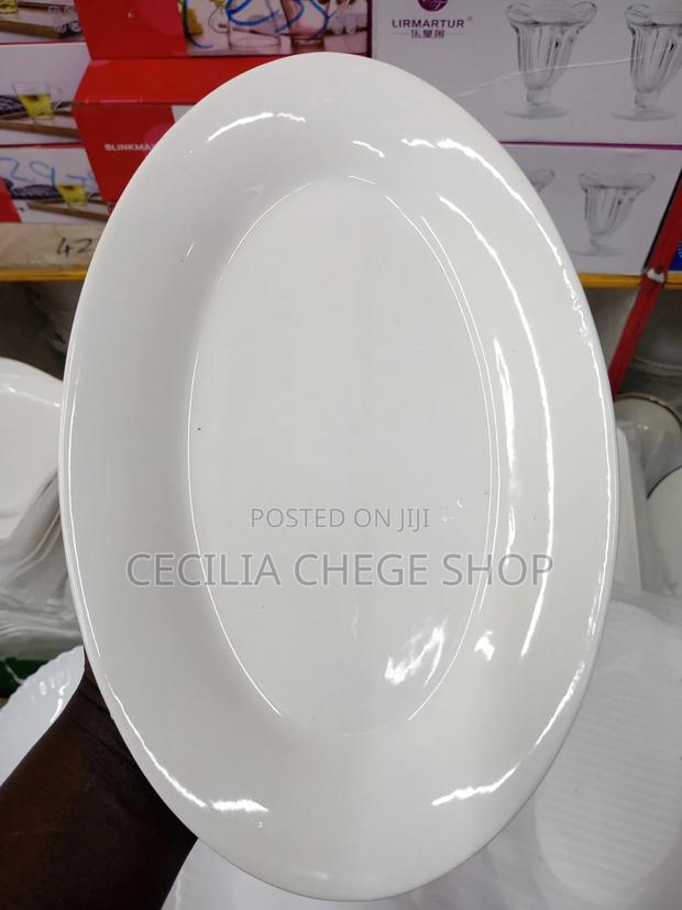 Oval Ceramic Plate - thumbnail 2