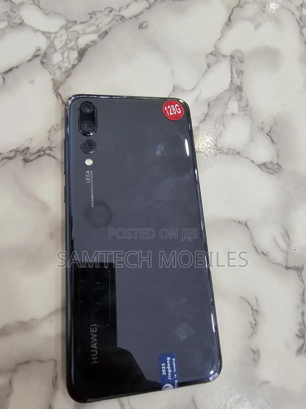 Huawei P20 Pro 128 GB Black - main view