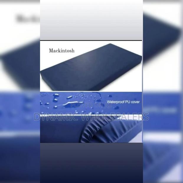 Mackintosh Waterproof Mattress Protector 4×6 ^* - main view