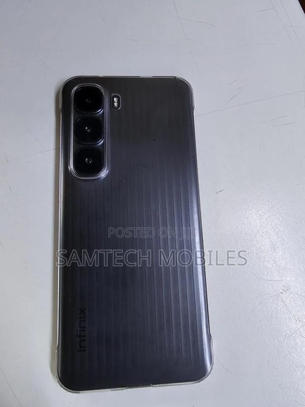 Infinix Hot 60 Pro+ 128 GB Black - main view
