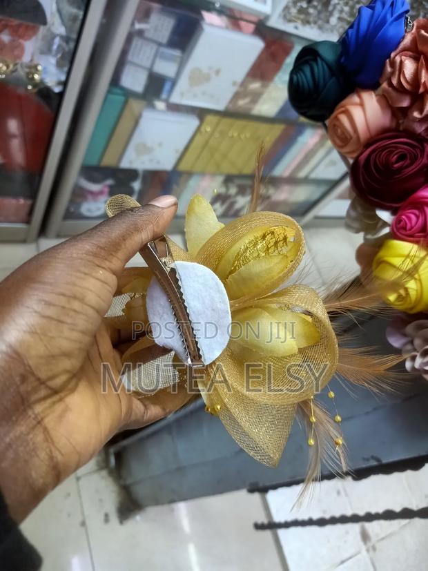 Gold,Green Pink Micro Mini Fascinators - thumbnail 3