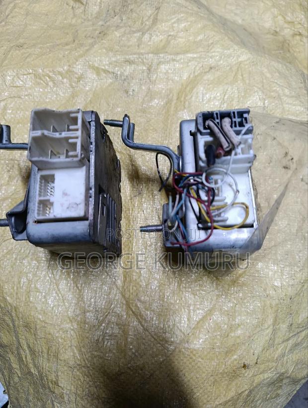 Power Steering Computer Toyota Ractis - thumbnail 2