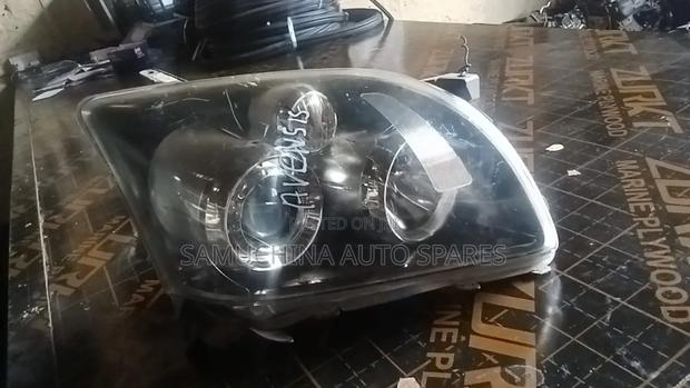 Headlight Toyota Avensis Black Shade Xenon