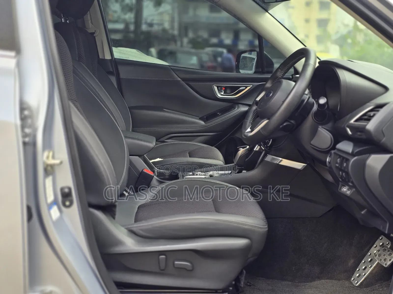 Subaru Forester Premium AWD 2019 Silver