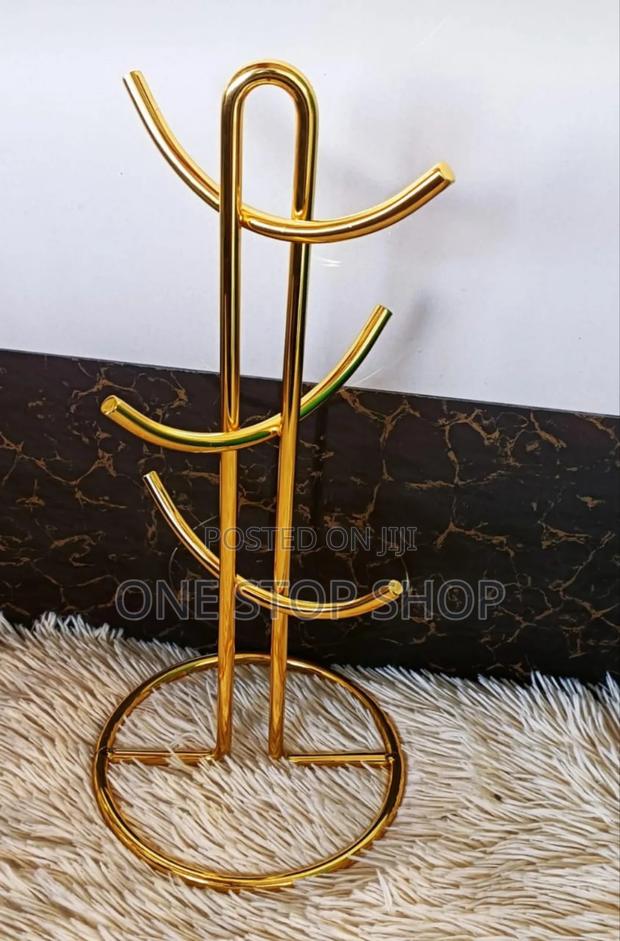 Gold Cup Holder Stand - main view