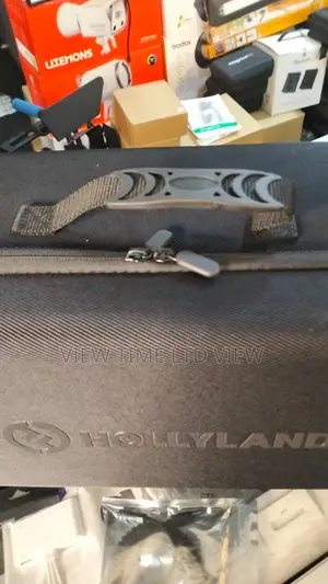 Hollyland Solidcom Se Global 5s – 5-Person Wireless Intercom Headset