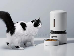 Tuya Smart Pet Feeder(Phone App Control, Camera) - main view