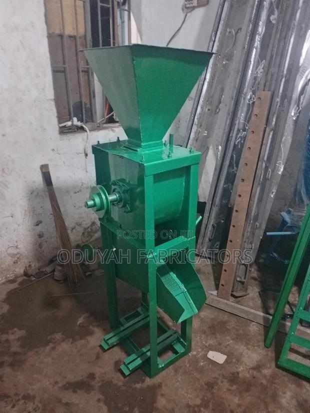 Muthokoi Huller - main view