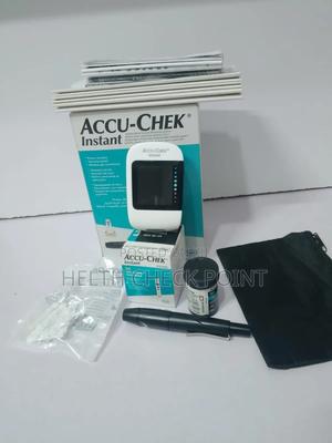 Accu-Check Instant+ 50 Strips ( Free Lancet) - thumbnail 2