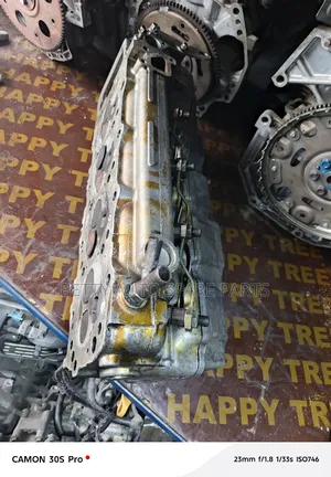4m40 Cylinder Head