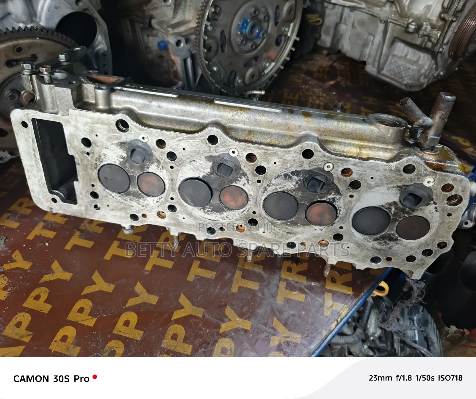 4m40 Cylinder Head