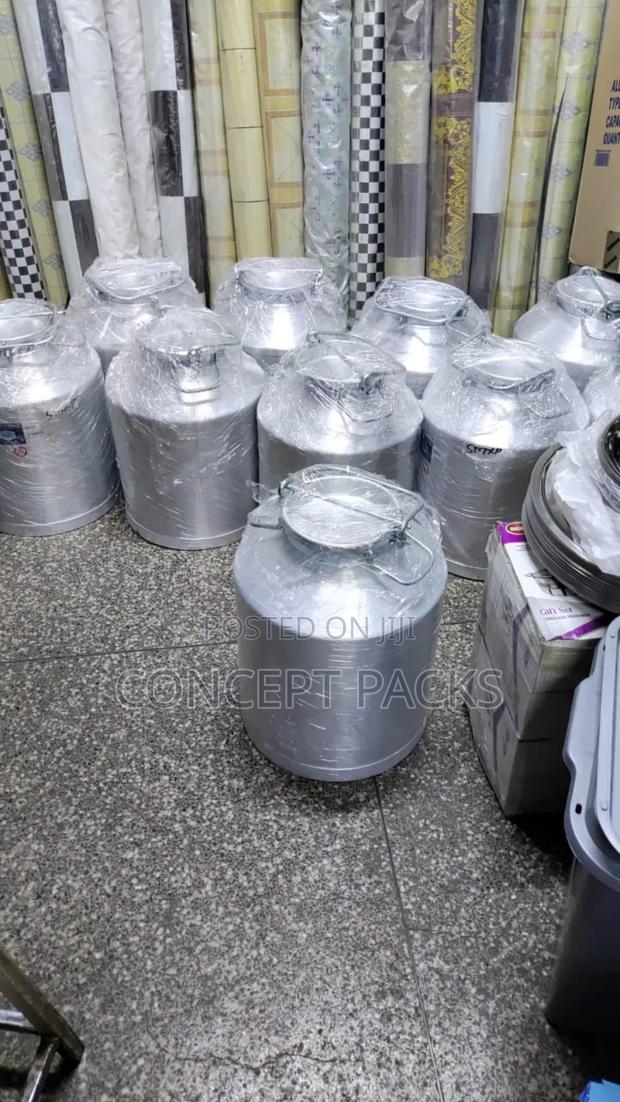 50l Pardini Short Milk Can With Locks.