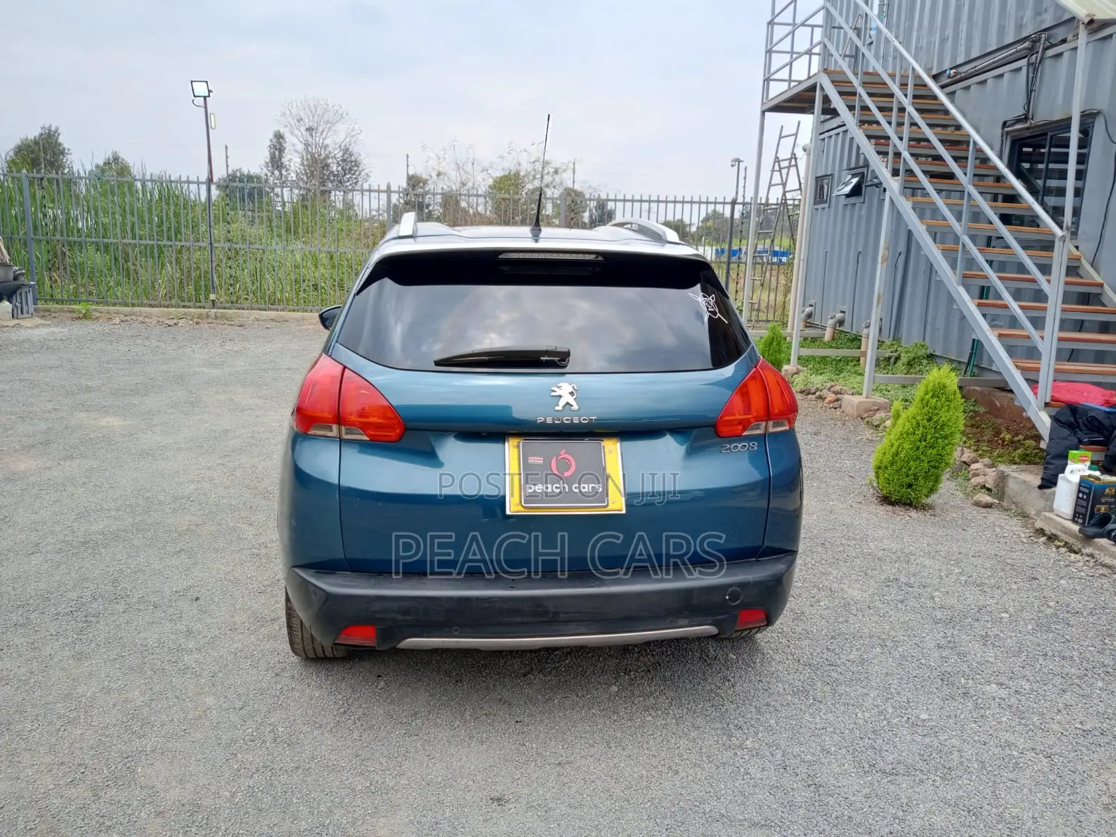 Peugeot 2008 1.2 PureTech (110 Hp) 2016 Green