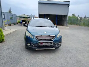 Peugeot 2008 1.2 PureTech (110 Hp) 2016 Green