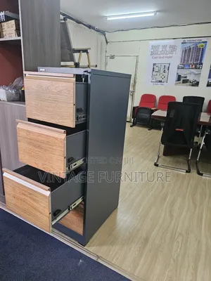 Metallic Filling Cabinet ᅭ6