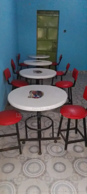 Classic Restaurant Table Sets