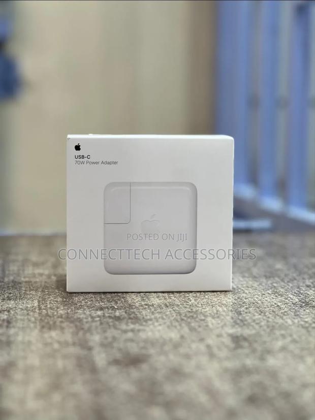 Apple 70w Usb-c Power Adapter - main view