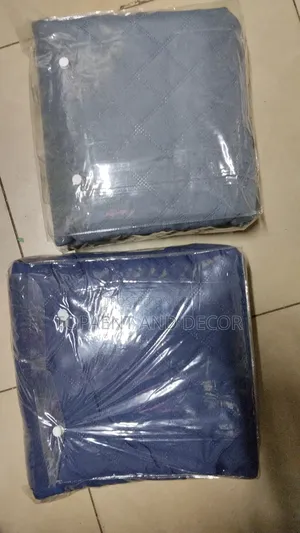 5 by 6 Gerey and Navy Blue Waterproof Mattress Protector