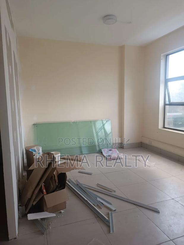 Space Available - thumbnail 4