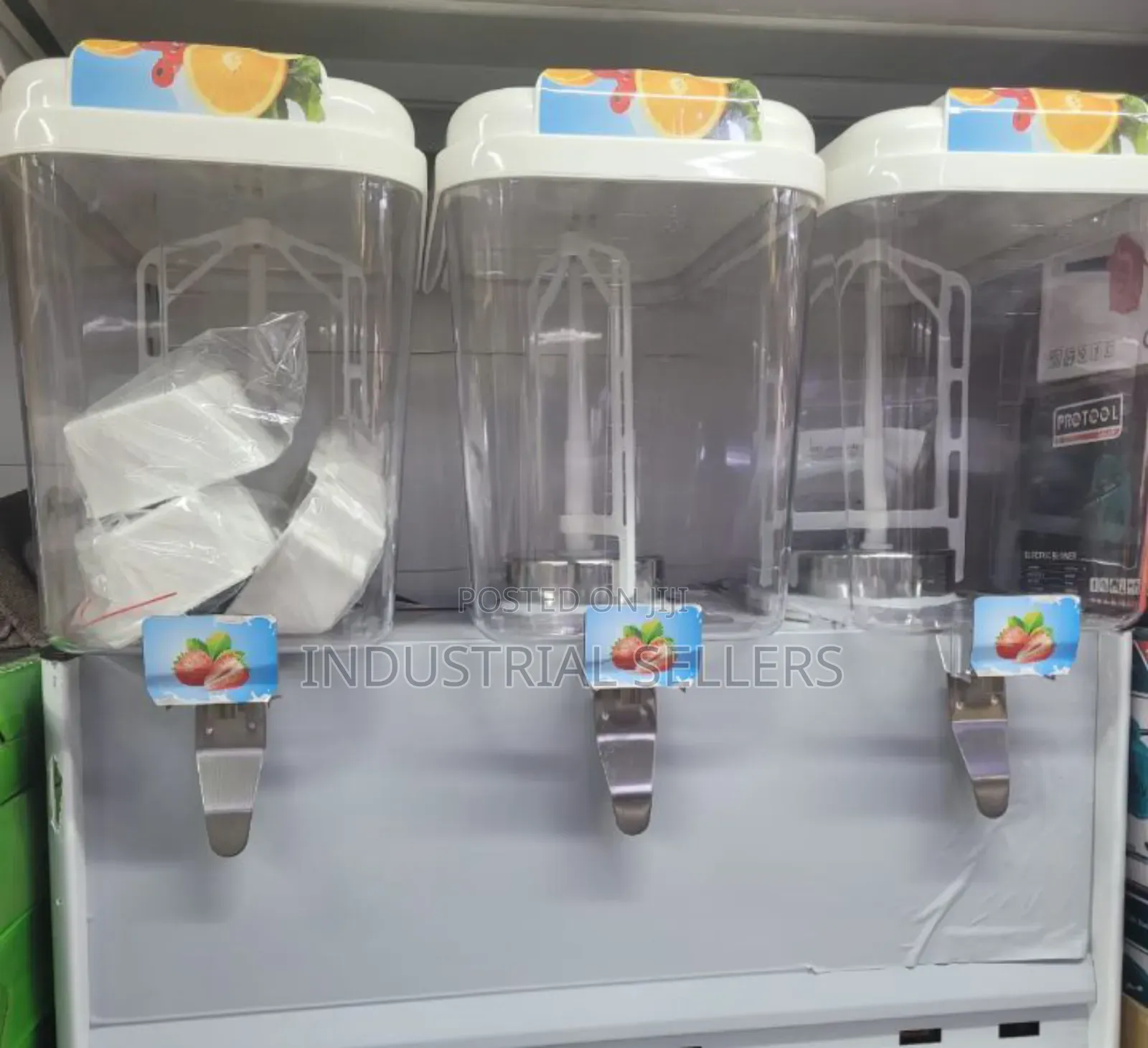 Good Quality 3 Slot Juice Dispenser Machine